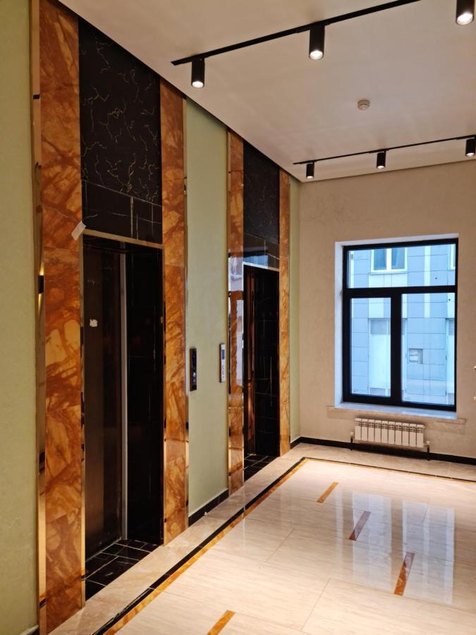Апартаменты В Центре, В Новом Доме Almatî Exterior foto